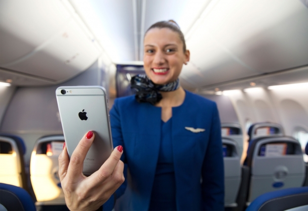 United Airlines планирует закупить 23 тысячи iPhone 6 Plus