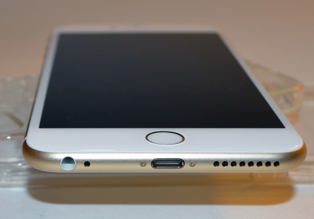 В iPhone и iPad может появиться встроенный джойстик