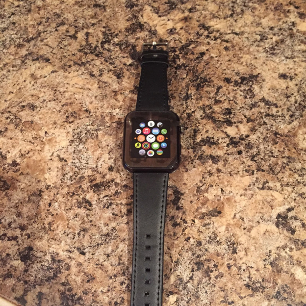На eBay продали поддельные Apple Watch