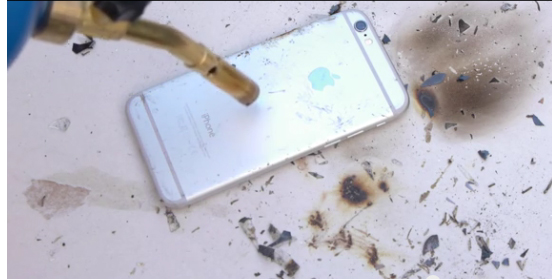 iPhone 6 и газовая горелка